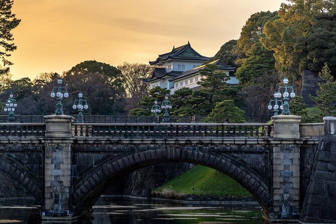 Muslim Friendly Mount Fuji Tour with English Speaking Guide - The Lake Kawaguchiko Mosque stop: where the Muslim-friendly design really shows