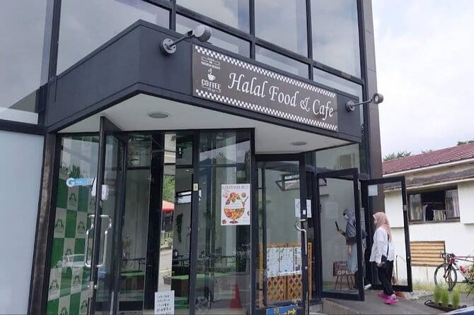 Muslim Friendly Mount Fuji Tour with English Speaking Guide - A Muslim-friendly Mount Fuji day: prayer and halal meal planning that actually helps