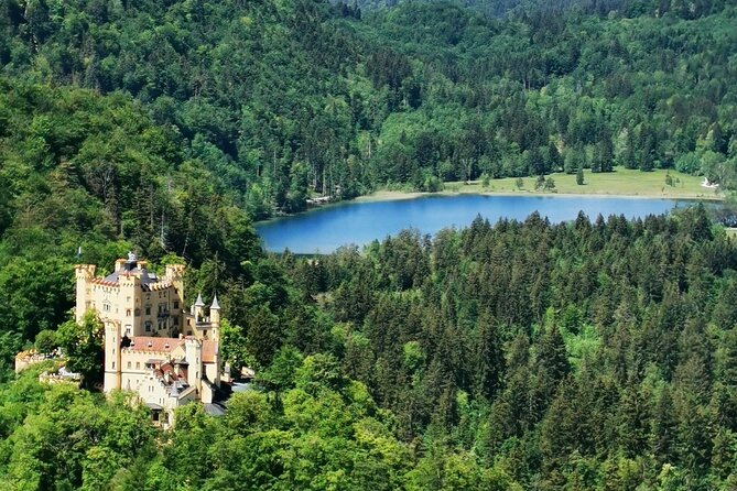 Neuschwanstein Express Private Car Tour under 8 hrs from Munich - Where you meet and how pickup works from Munich