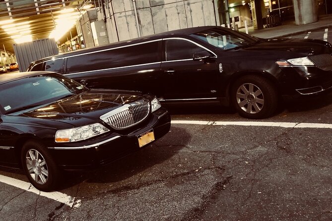 Newark (EWR) Airport Stretch Limo Service To NYC - Who should book this EWR stretch limo transfer