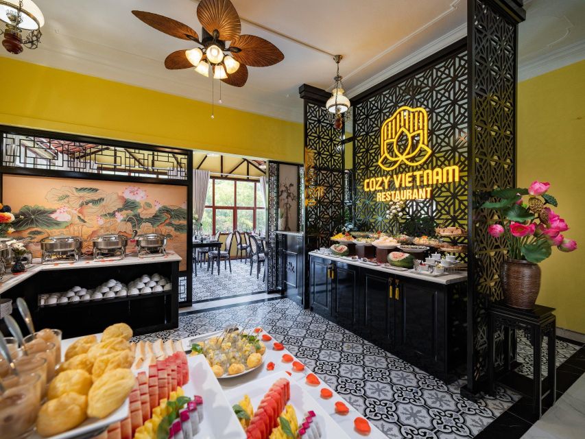 Ninh Binh 1 Day,HoaLu-Tam Coc-Mua Cave,Buffet Lunch,Limo Bus - Buffet lunch in a 5-star-style restaurant: good, filling, and sometimes mixed
