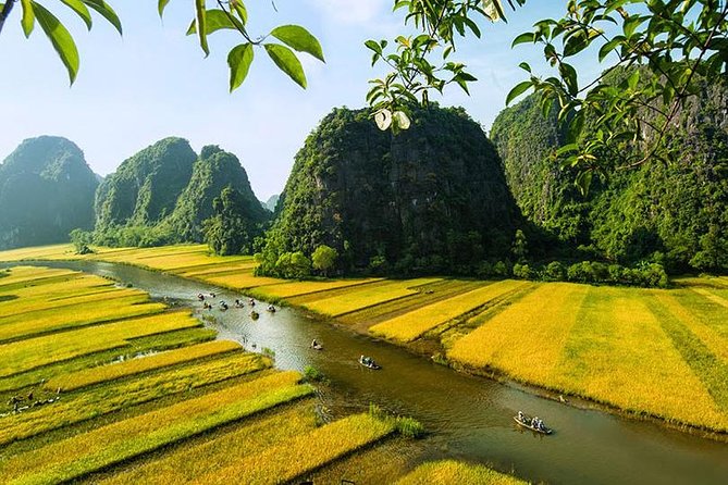 Ninh Binh 1 Day Trip With Mua Cave and Dragon Mountain Hiking - Lunch: Vietnamese Food That Doesn’t Feel Like a Throwaway Stop
