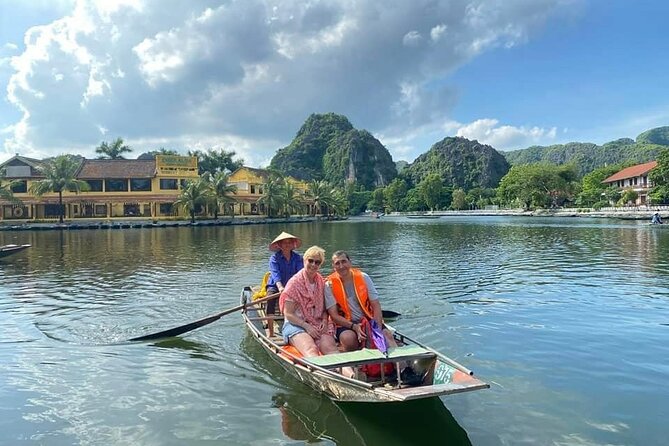 Ninh Binh 2 Days Luxury Limousine Small Group Option 3 Star - The Best Fit: Who This Tour Works For