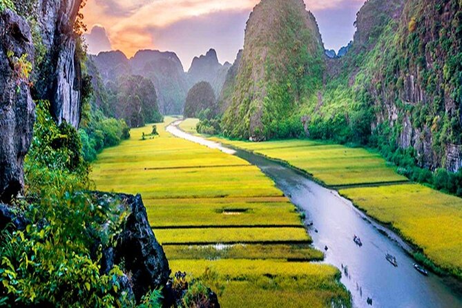 Ninh Binh Day Tour Tam Coc Mua Cave Hoa Lu Buffet Lunch Limousine - Buffet Lunch in Tam Coc: A Break Before the Boats