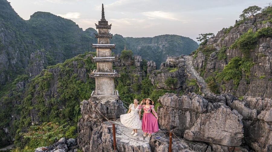 Ninh Binh: Hoa Lu Tam Coc Hang Mua on Limousine and Cycling - Key points you should know before you go