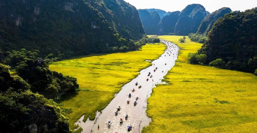 Ninh Binh: Hoa Lu Tam Coc Hang Mua on Limousine and Cycling - Value and who this tour fits best