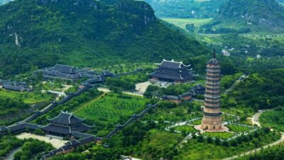 Ninh Binh: Hoa Lu Tam Coc Hang Mua on Limousine and Cycling - Hanoi pickup to Ninh Binh: why the limousine setup matters