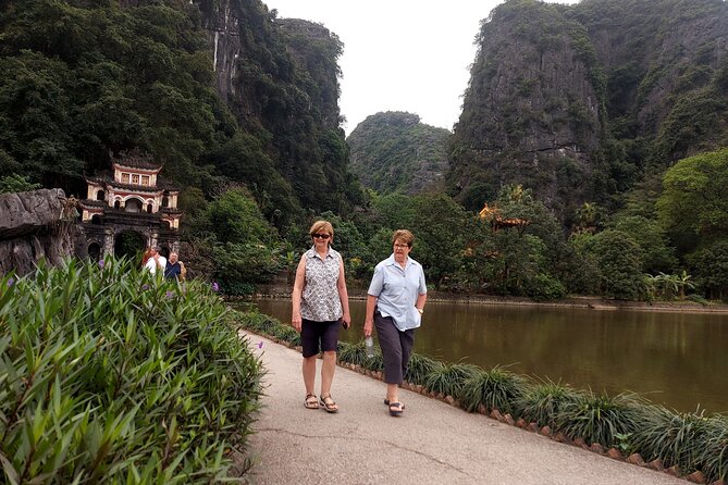 Ninh Binh Luxury Day Tour by Limousine- Small Group- All included - Sports Bike Through Villages: Active Travel Without the Chaos