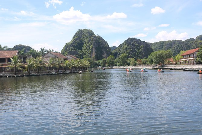 Ninh Binh Luxury Tour 2 Days 1 night by limousine See Hidden Gems - Bai Dinh Pagoda: big scale and lots of walking