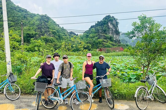 Ninh Binh Tour from Hanoi for 6-9 Pax/tour by DCar Limousine - Trang An UNESCO complex: caves and rivers, Ha Long Bay on land feel