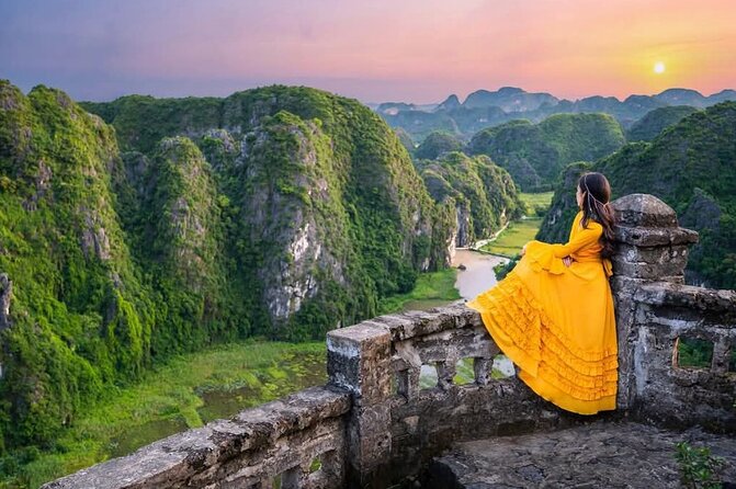 Ninh Binh Tour from Hanoi for 6-9 Pax/tour by DCar Limousine - Hoa Lư Ancient Capital: Vietnam’s dynasties in one concentrated stop