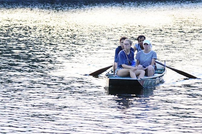 Ninh Binh Tour Hoa Lu Tam Coc Full Day: Biking,Boating,Tickets,Lunch, Limousine - Lunch Near Tam Cốc: A Real Break Before the Caves
