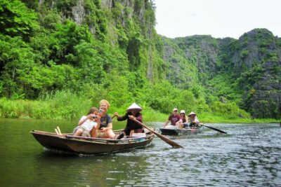 Ninh Binh Tour Hoa Lu Tam Coc Full Day: Biking,Boating,Tickets,Lunch, Limousine - Hoa Lu Temples of the Dinh & Le Dynasties (Why This Place Matters)