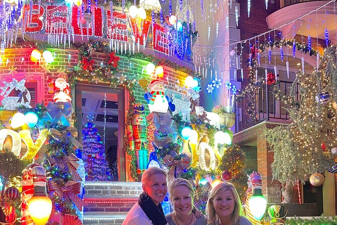 NYC Christmas Lights Tour by Limousine, SUV Or VAN. Dyker Heights - Dyker Heights: What You’ll See, and How to Enjoy It Without Rushing