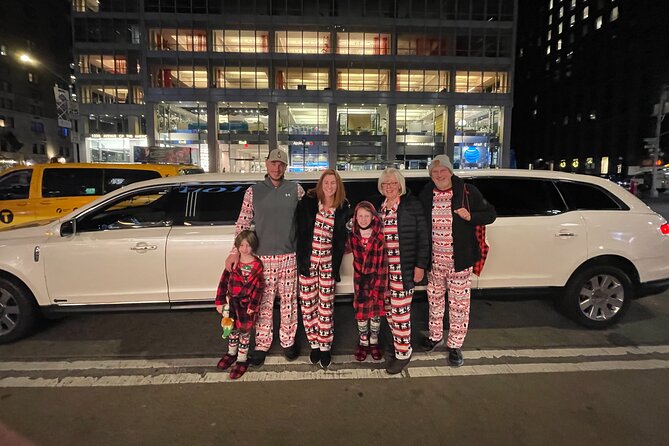NYC Christmas Lights Tour by Limousine, SUV Or VAN. Dyker Heights - FAQ