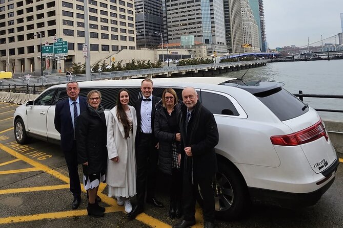 NYC Limousine Tour (New York "NYC Limo Tour" Limo, SUV Or Van ) - Timing tips: booking in advance and avoiding the worst traffic mood