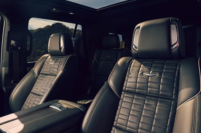NYC VIP Private Luxury airport arrival ride by Stretch Limousine - What’s included, and what you’ll pay for yourself
