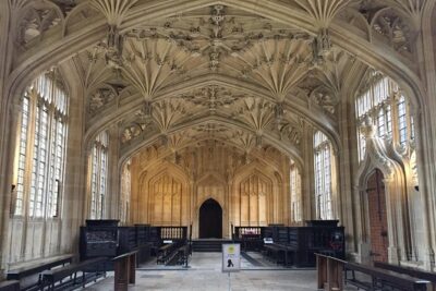 Oxford and Blenheim Palace Private Car with Driver Guide - Christ Church and the Hogwarts connections you can spot in real life
