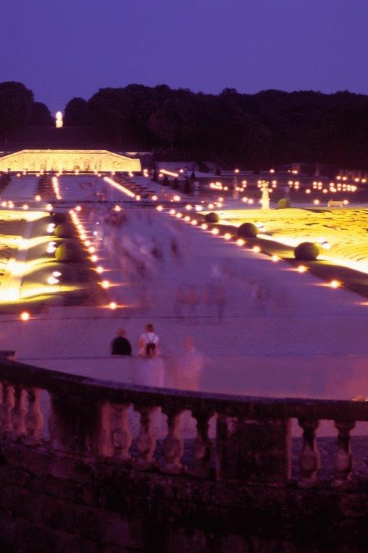 Paris: Candlelit Dinner at Vaux-le-Vicomte by Limousine - Vaux-le-Vicomte by limousine: the point of doing this as a package