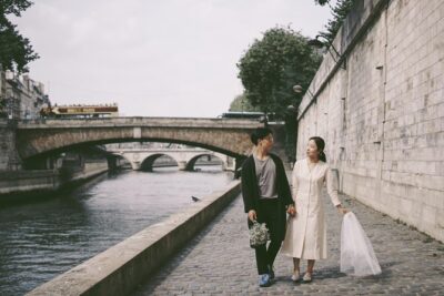 Paris Photographer: Exclusive Photoshoot with Private Car - Price and group value: what $899.44 really buys