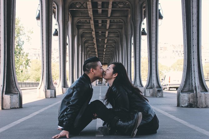 Paris Photographer: Exclusive Photoshoot with Private Car - Trocadéro esplanade for Eiffel Tower photos, plus carousel-style fun