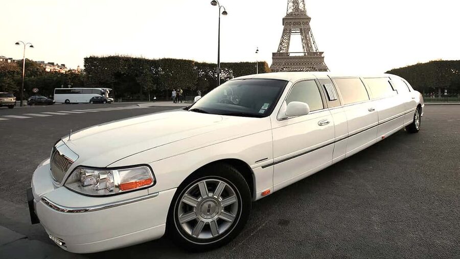 Paris: Romantic Limousine Tour - A private night in Paris, built around one perfect surprise