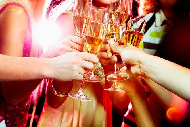Private 2-Hour Limo Tour of Las Vegas with Champagne - What your limo ride includes beyond the big landmarks