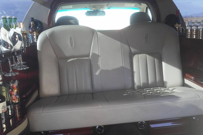 Private 4-Hour Limo Tour of Los Angeles and Beaches - Hollywood Walk of Fame and the Chinese Theatre: First Stop Energy