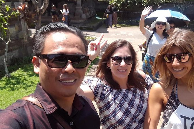 Private Bali Driver & Car Charter – Flexible Full Day Custom Tour - Coastal icons and sunset pacing: Tanah Lot, Water Blow, Uluwatu, and Kecak