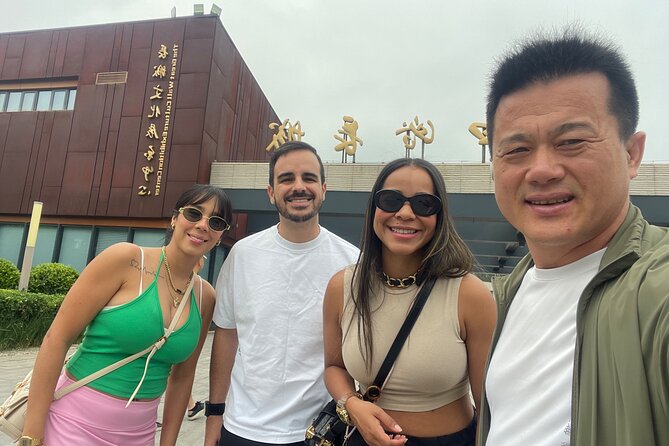 Private Car And Driver Service For Beijing City Tours - Building Your Route: Downtown Sights vs. Great Wall Time