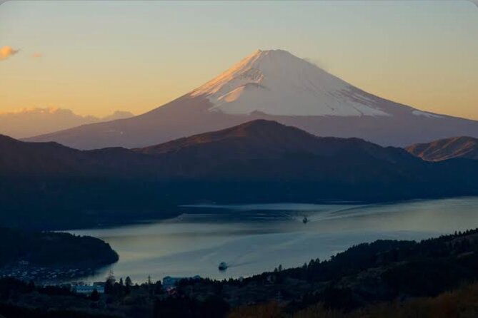 Private Car for Mt. Fuji 5th Station and more (customizable) - Tokyo Pickup And A Day That Moves