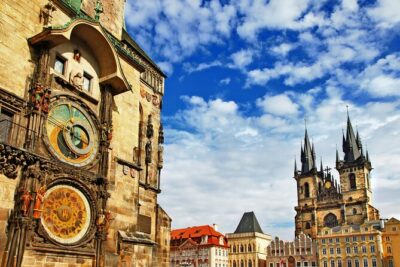 Private Car from Munich to Prague: Transfer with 2h Sightseeing - Choosing Your 2 Hours of Sightseeing: Dachau, Regensburg, Pilsen, Zbiroh, Karlstejn