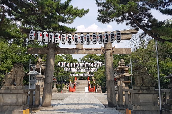 Private Car Full Day Tour of Osaka Temples, Gardens and Kofun Tombs - Shinsekai quick walk: the retro Osaka intermission