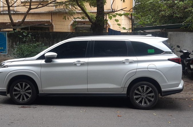 Private Car Ha Noi Airport Transfer - How pickup works: flight details, meeting point, and driver info