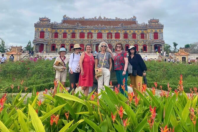 Private Car Rental from Hoi An to Hue - Lap An Lagoon (Lang Co Lagoon): a quiet photo break that balances the day