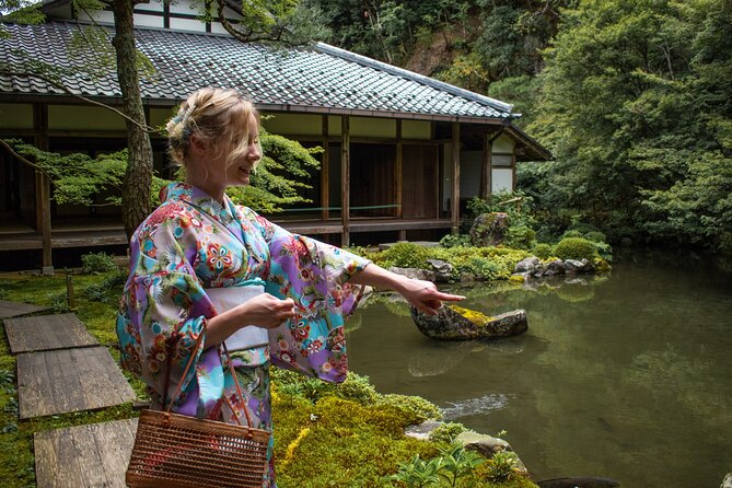 Private car tour Let's uncover secrets of majestic Kyoto history - Stop 1: Fushimi Inari-taisha’s torii gates and bamboo paths
