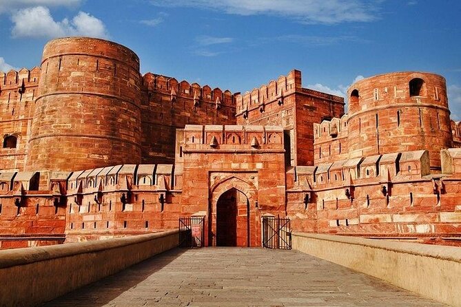 Private Car Tour of Taj Mahal and Agra Fort from Delhi - Drivers, guides, and that small stuff that makes the day work