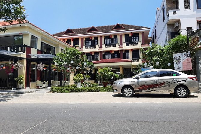 Private Car Transfer Da Nang Airport To Hoi An - Hotel drop-off in Hoi An: luggage-friendly and address-focused