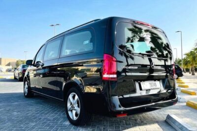 Private Car with Driver at Disposal in Dubai or Abu Dhabi - Dubai and Abu Dhabi in 5 to 10 hours: what you can realistically fit