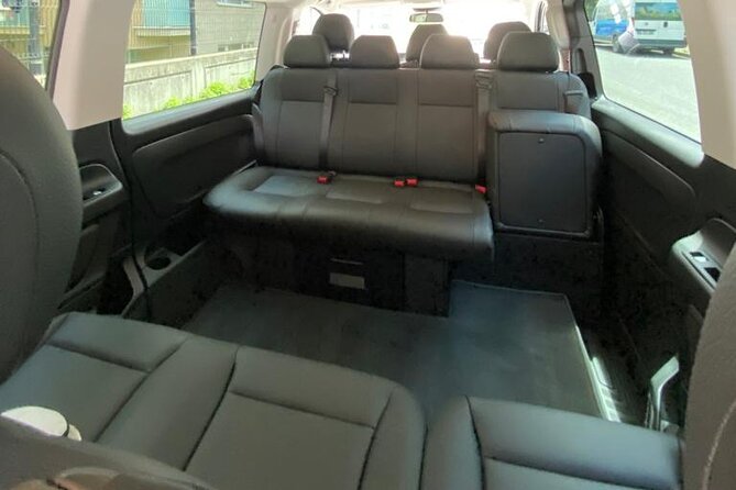 Private Car With Driver in Istanbul - Pickup timing: the 15-minute rule and why it matters