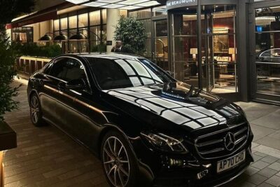 Private Chauffeur-London Heathrow from/to Southampton Cruise Port - Southampton Cruise Port Pickup: Ship Tracking and a Nameboard at the Terminal