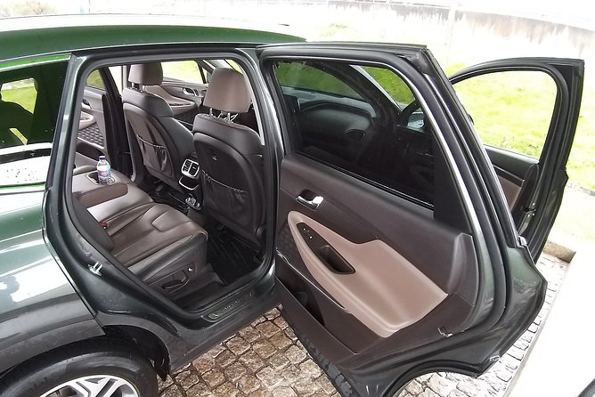 Private Chauffeur Service and Executive Car Hire - 4 Hours Custom - Who should book this 4-hour chauffeur in Porto