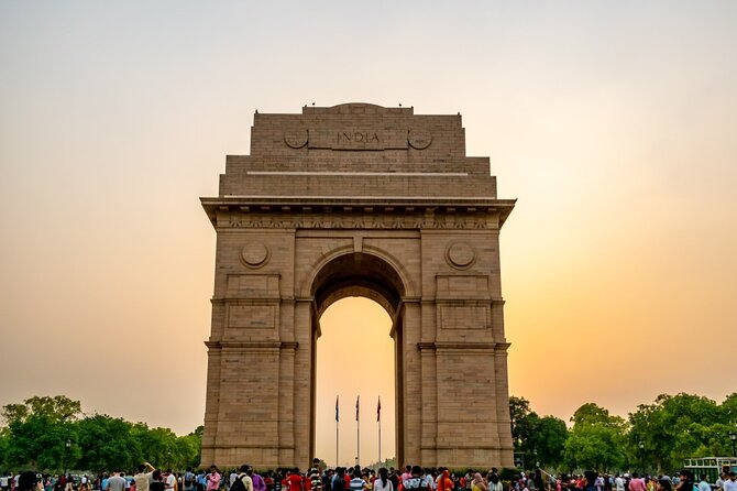 Private Golden Triangle Tour 4N/5D with Private Car and Driver - Day 2 to Agra: Fort views plus Mehtab Bagh’s open-air feel