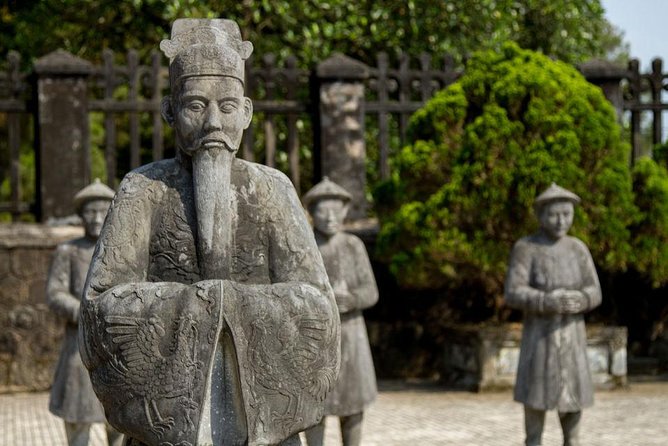 Private Hue City Tour by Car – Customize Your Own Stops - Hotel pickup and your English-speaking driver (plus photo-friendly timing)