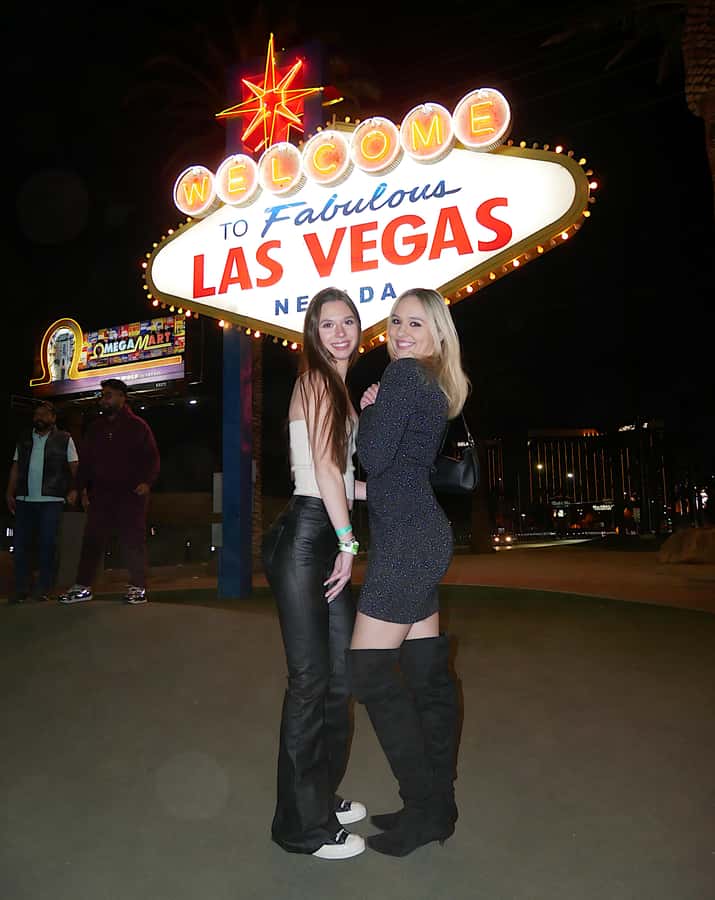 Private Limo 2.5hr Tour of Vegas with Champagne - Practical tips to get the most from your 2.5-hour ride