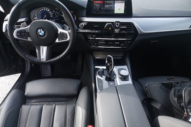 Private Limo Transfer from Beograd Airport to Belgrade downtown - In the car: air-conditioning, Wi‑Fi, and luggage help