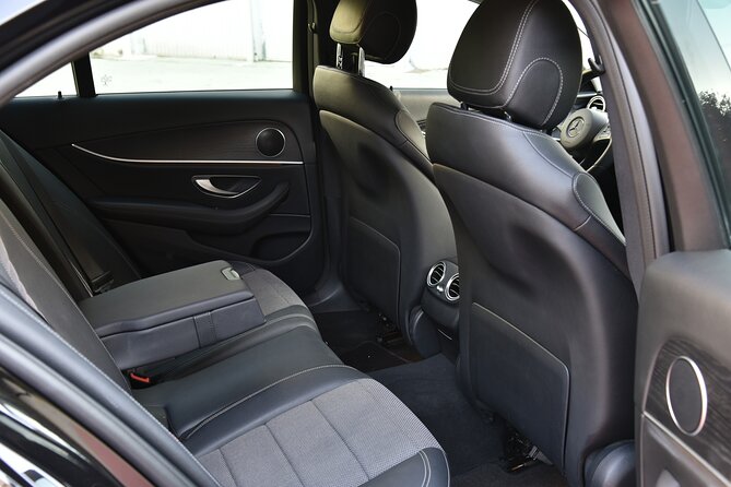 Private Limo Transfer From Pireaus Port to Athens/Suburbs - Piraeus Port Pickup: Meet-and-Greet That Cuts the Waiting