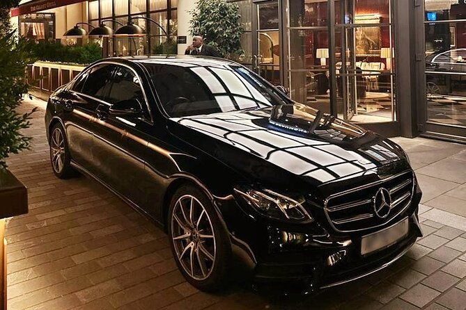 Private limo transfers Gatwick Airport to/from any London hotel - Luggage help, smooth timing, and chauffeurs like Shah, Kamal, and James