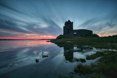 Private Limousine hire Cliffs of Moher Day Tour - Stop 1: Cliffs of Moher—your 2-hour Wild Atlantic viewpoint window