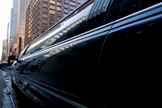 Private NYC tour by stretch limousine, choose 3 or 5-hour options - Why a stretch limousine makes sense in Manhattan